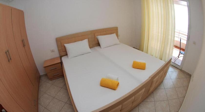 Sea View Apartments Saranda Экстерьер фото
