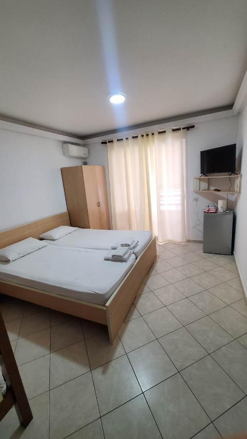 Sea View Apartments Saranda Экстерьер фото